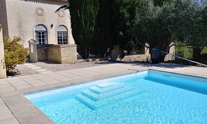 Grambois Casa | House in the Luberon park, exceptional setting with 16m pool Absolute peace and quiet