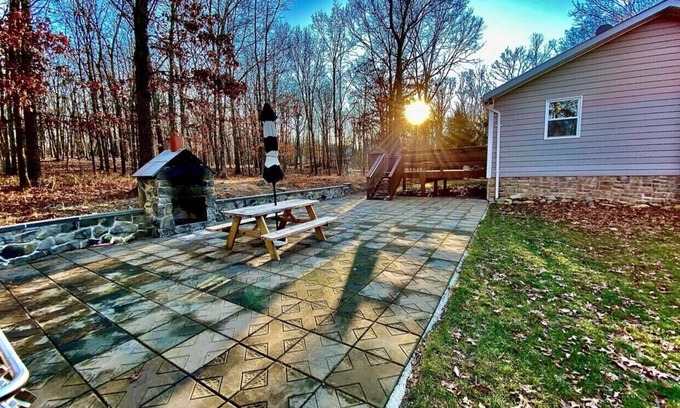 East Stroudsburg Casa | Tranquila casa de vacaciones para relajarse en el bosque.