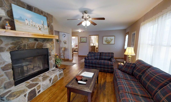 Franklin Casa | Franklin Downtown House