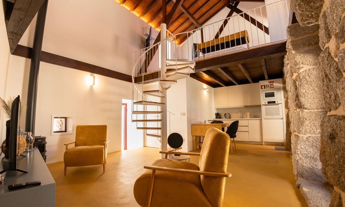 Guimaraes Cabaña | House inserted in a Rural Tourism Farm with 1 bedroom and fully equipped