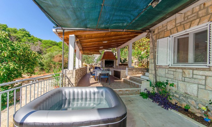 Necujam Casa | Casa Isabella (65361-K1) - Necujam - Isla Solta