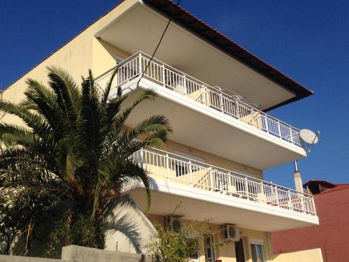 Sarti Apartamento | House Lena