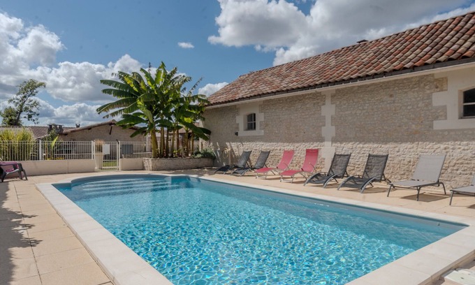 Mortiers Casa | Maison 'Les Roses De Jonzac' con piscina privada, terraza privada y Wi-Fi