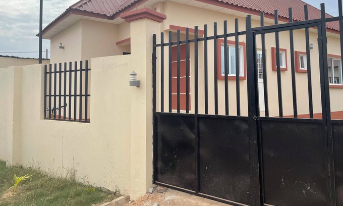 West Coast Division Casa | House located in a gated community, Tulip Taf estate