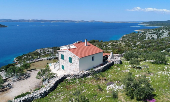 Tkon Casa | Casa Camelia (23781-K1) - Tkon - Isla Pasman