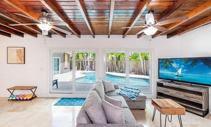 Miami Springs Casa | Retiro en Hemingway, venga y hospédese en el corazón de la ubicación secreta mejor guardada de Miami