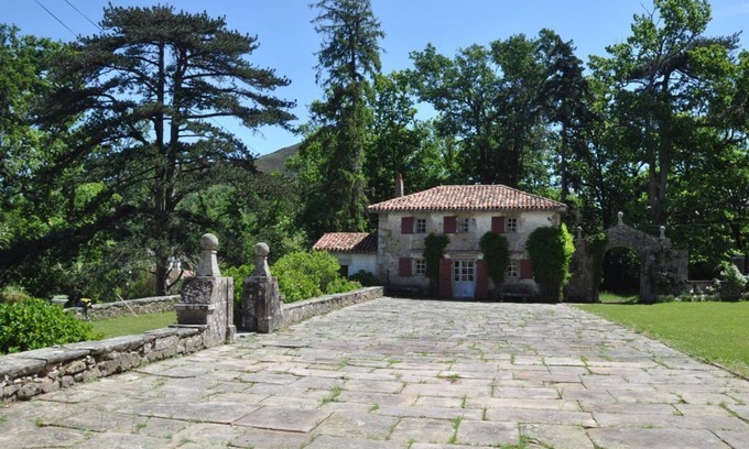 Ascain Cabaña | Casa en pueblo cerca de playa y montaña