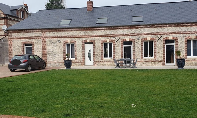 Saint-Pierre-en-Port Casa | House near the sea