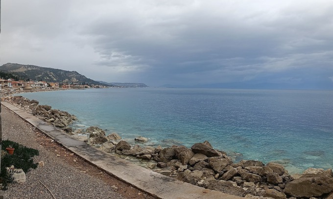 Evrostina Casa | Casa al lado del agua de mar