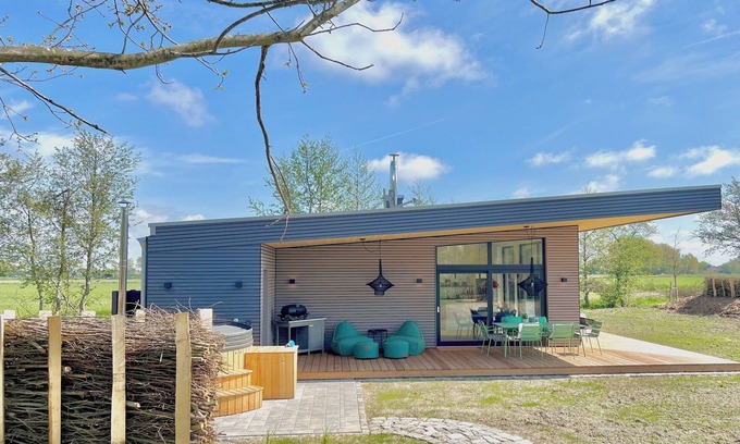 Suderdeich Casa | House NordseeGut - the colorful one