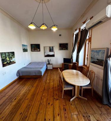 Azerbaijan Apartamento | House of Artists