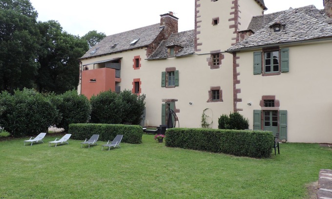 Banassac Casa | CASA DE CARÁCTER