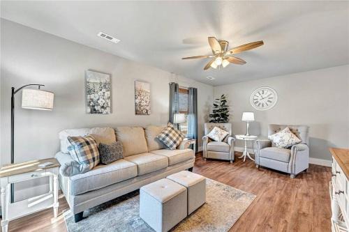 Bentonville Casa | House of Charm! Bike Trails & New Walmart HQ