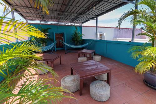 Thong Sala Hostal | HOUSE OF HAPPINESS