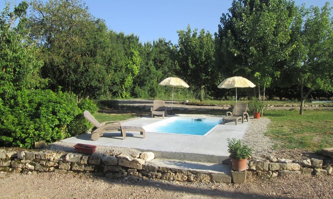 Villeneuve-sur-Vere Casa | Casa de Petit Lieur