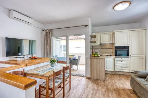 Bibinje Casa | House Of The Sun Bibinje - Happy Rentals