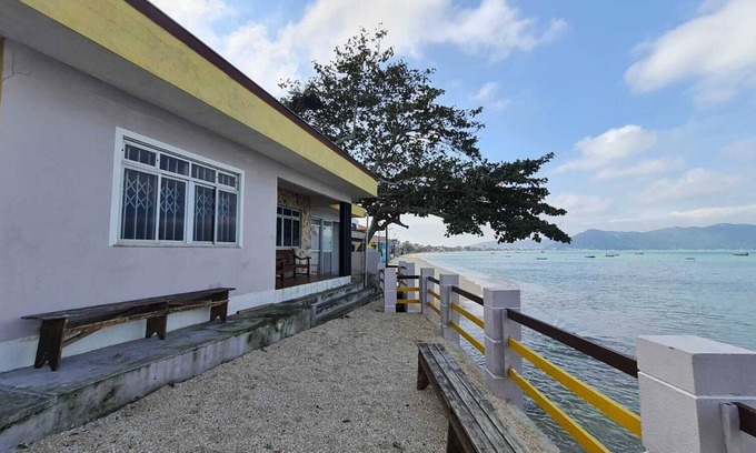 Morrinhos Casa | HOUSE ON THE SAND BOMBINHAS SC