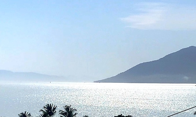 Praia Deserta Casa | House on the beach with views of the sea and mountains for 8 people North Coast