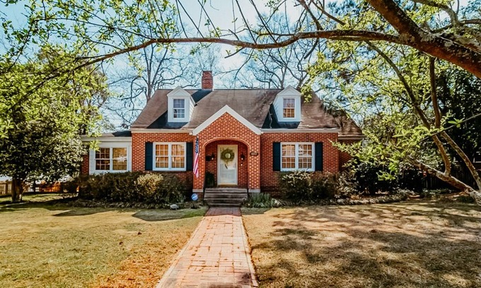 Summerville Casa | House on the Hill--The Perfect Master's Rental!