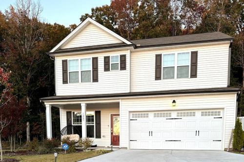 Wake Forest Casa | House on the Hill Villa