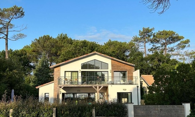 Carcans Casa | House on the lake