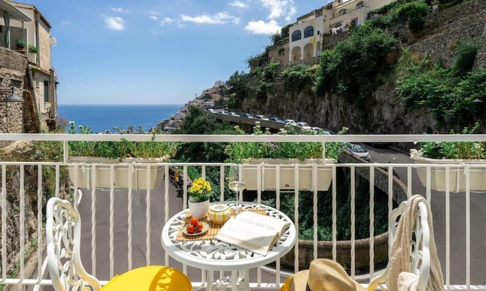 Liparlati Apartamento | House on the rock