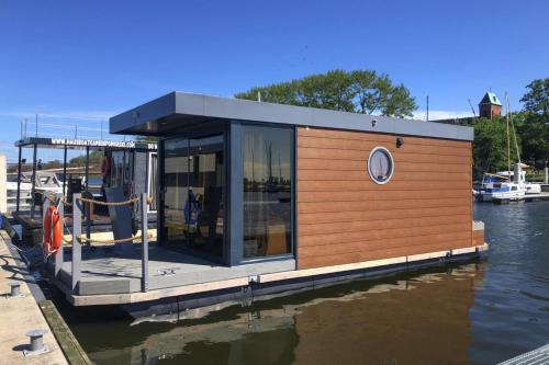 Dziwnow Alquiler De Eote | House on Water in Dziwnów near Clean Beach