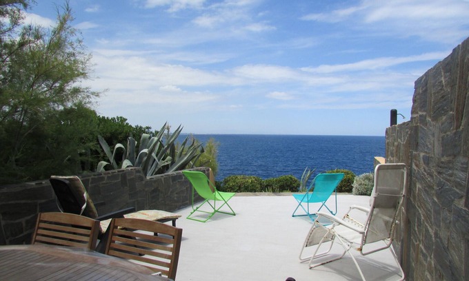 Port-Vendres Casa | CASA VISTA AL MAR 4 PERS / 2 DORMITORIOS PLAYA ACCESO INMEDIATO TERRAZAS Y APARCAMIENTO
