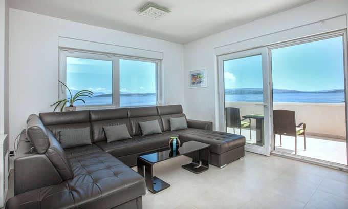 Stomorska Apartamento | Casa / Apartamento Pelegrin, Seafront, 3 Habitaciones, 4 * Apartamento familiar