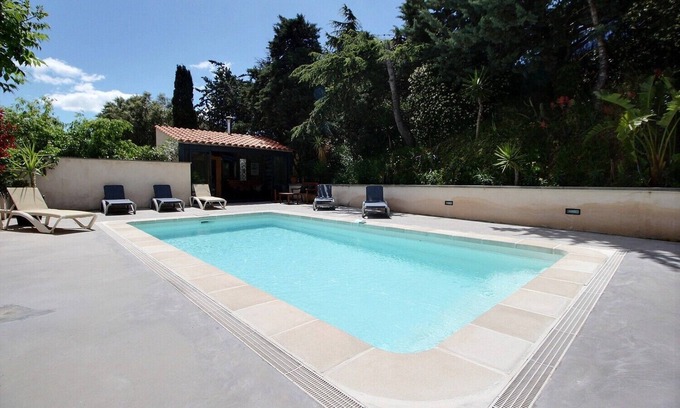 Port-Vendres Casa | HOUSE, SHARED POOL, TERRACE, PARKING AND GARDEN, WIFI, SLEEPS 4
