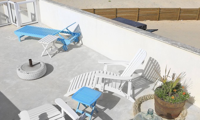 Figueira da Foz Villa | Casa situada junto al mar, en una larga playa de arena blanca.