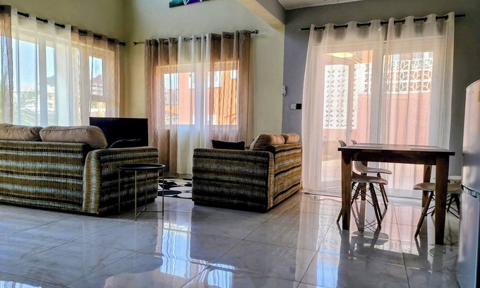 Freetown Casa | House Sleeps6-Bbq-Balcony-ScenicMountainView