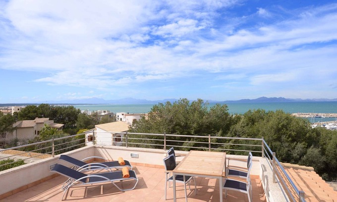 Urbanizacion Mont Ferrutx Villa | Casa especial para familias y amigos a 100 mt. del mar.
