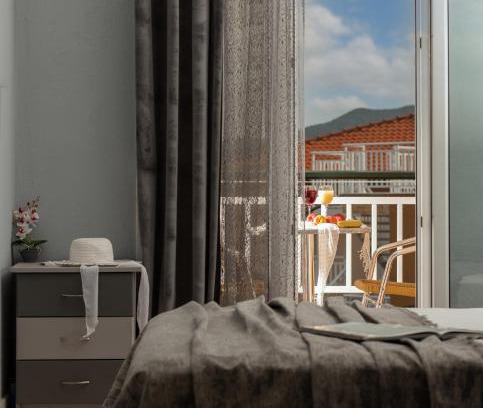 Sarti Apartamento | HOUSE TOULA ELEGANT