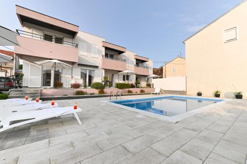 Sveti Filip i Jakov Casa | House Tre Venti with pool