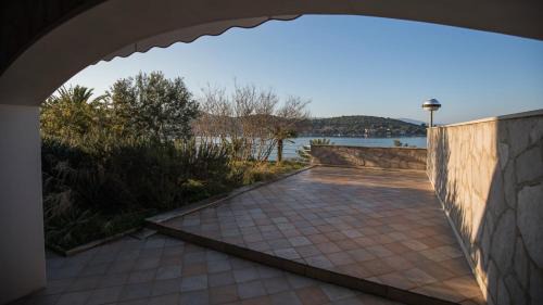 Loviste Casa | House Victoria