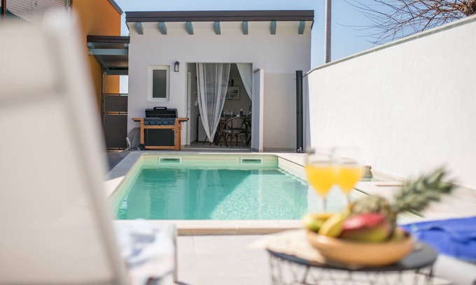 Fiorini Casa | House Villa Caterina with pool