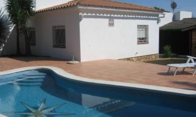 El Vendrell Villa | CASA recién reformada con PISCINA privada (45 min Barcelona y 25 min Tarragona)