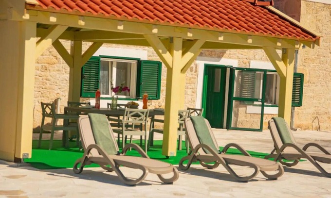 Oklaj Casa | House Villa Karaga (11178-K1) - Oklaj