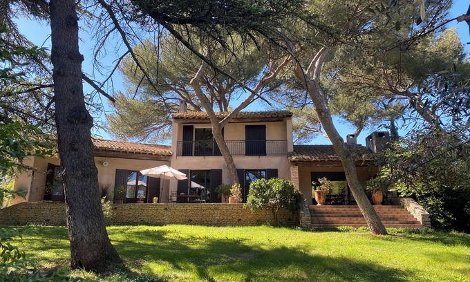 Quartier des Espesses Casa | Casa / villa / chalet - Nimes