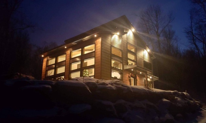 Saint-Hippolyte Chalet De Esquí | House with 4 bedrooms and 2 bathrooms