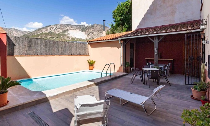 Durcal Villa | Casa con barbacoa y piscina