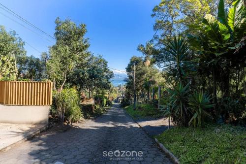 Sambaqui Casa | Casa con Parrilla a 550m de la Playa GSS0488
