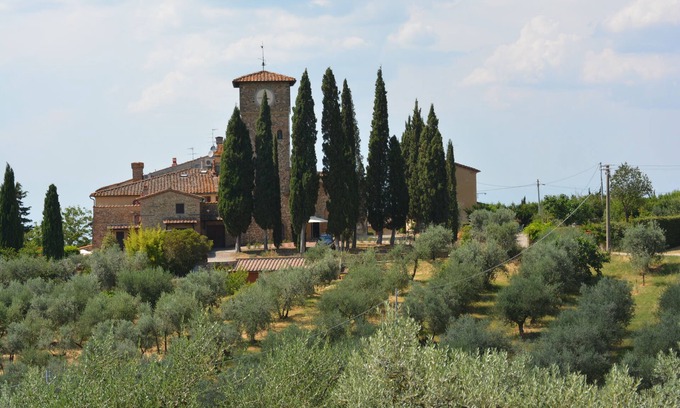Montespertoli Casa | Antiguo pueblo medieval en las colinas de Florencia mansión 6 cuartos 8 Personas