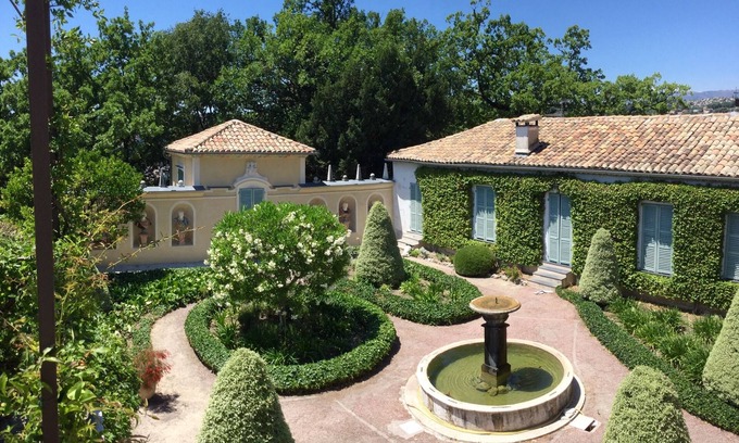 Gairaut Villa | La villa está muy bien situada, vista panorámica, 5 - 9 personas