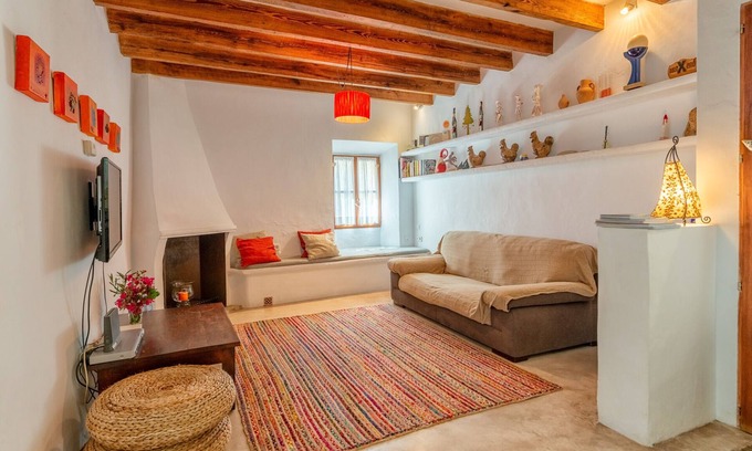 Arta Casa | CASA CON ENCANTO Y PARKING EN EL CENTRO DE ARTÁ, PEQUEÑA PISCINA Y SOLARIUM