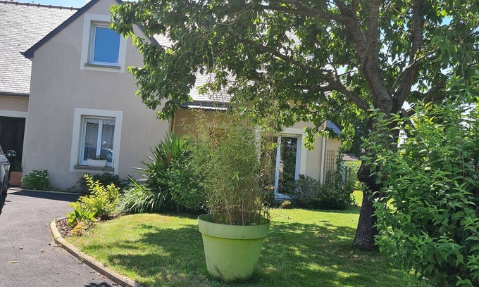 Pleurtuit Casa | House with enclosed garden-5 km from the beach
