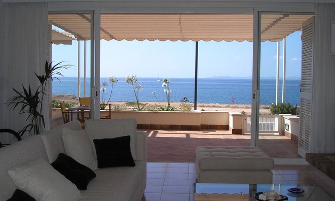 Sa Rapita Villa | Casa con fantasticas vistas en 1ª linea de mar