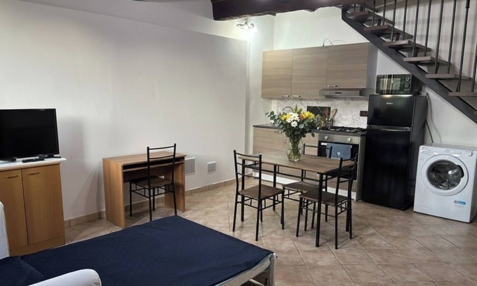 Cocomaro di Cona Casa | House with garden and parking, pets allowed