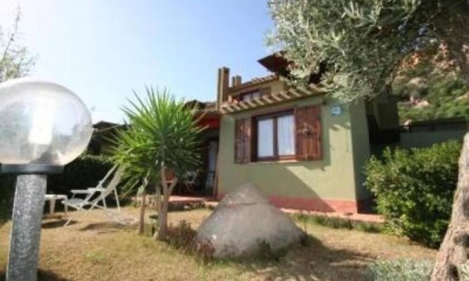 Costa Rei Casa | Casa con jardín - Calefacción